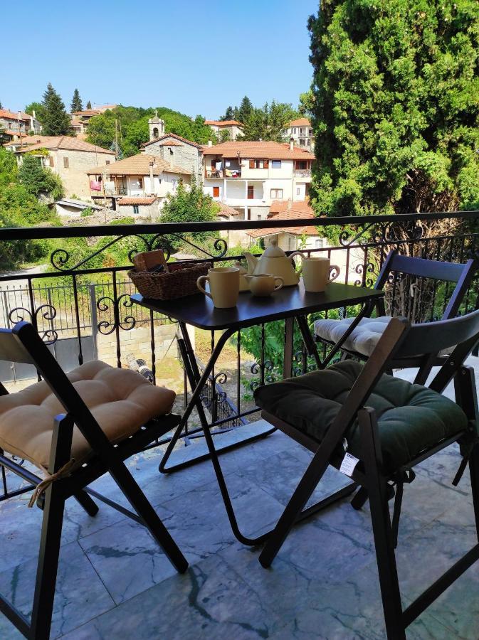Vitina'S Little House Hotel Exterior foto