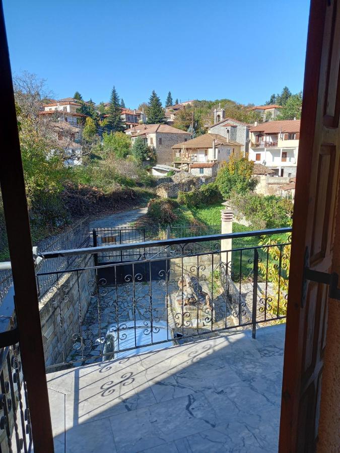 Vitina'S Little House Hotel Exterior foto
