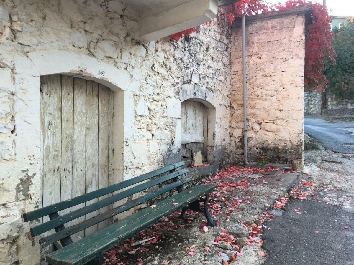 Vitina'S Little House Hotel Exterior foto