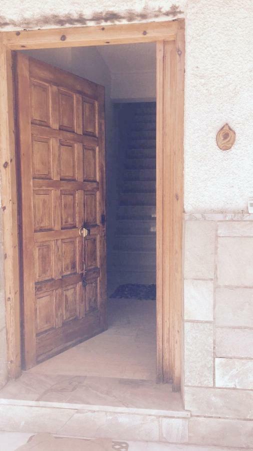 Vitina'S Little House Hotel Exterior foto
